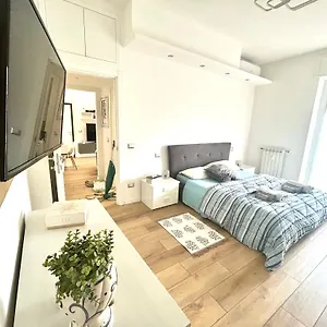  Apartamento Leopardi Humanitas,forum,ieo Intero Italia